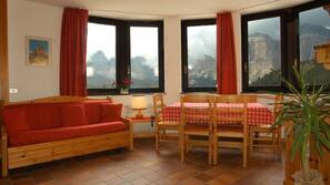 Essbereich im Zimmer