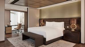 Down duvet, minibar, in-room safe, desk