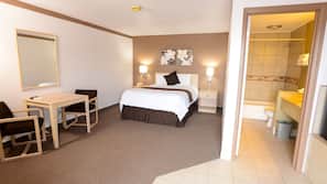 Memory foam beds, desk, free WiFi, wheelchair access