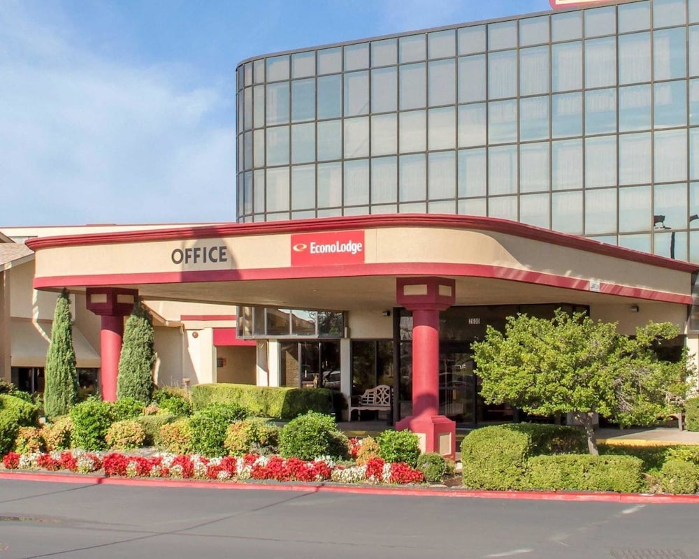 Econo Lodge Broken Arrow In Tulsa Hotel Rates Reviews On Orbitz