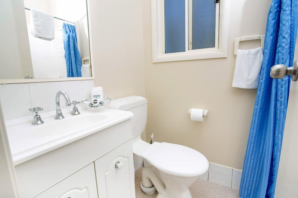 Bathroom, Reflections Holiday Parks Scotts Head