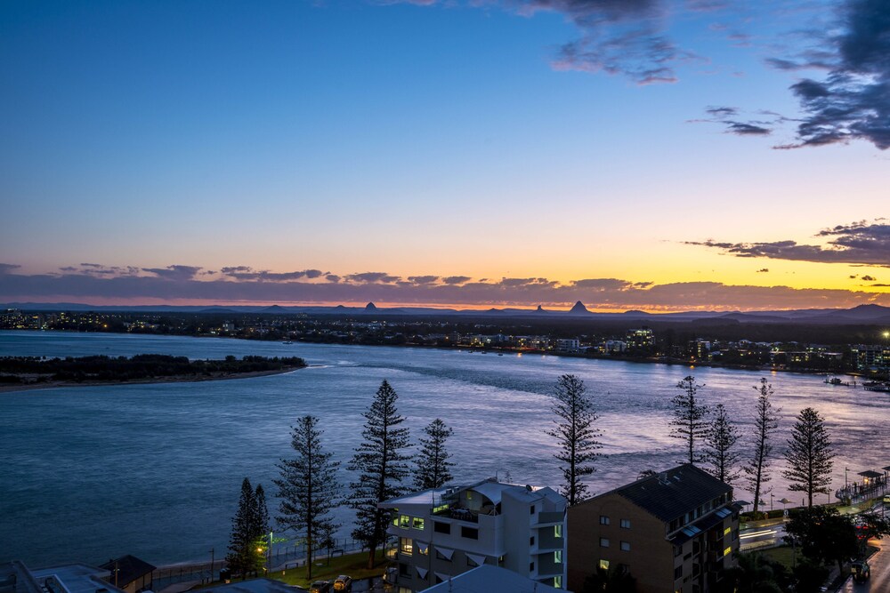 Centrepoint Holiday Apartments In Sunshine Coast Hotel Rates Reviews On Orbitz