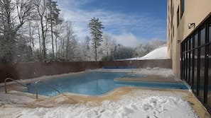 Indoor pool, outdoor pool