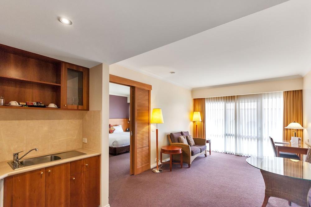 Century Inn