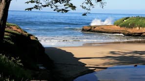 Beach nearby, beach towels