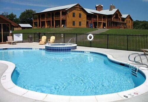 August Lodge Cooperstown in Milford, United States