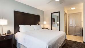 In-room safe, desk, iron/ironing board, free WiFi