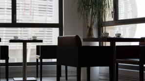 Premium bedding, in-room safe, desk, blackout curtains