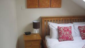 Individually decorated, iron/ironing board, free WiFi