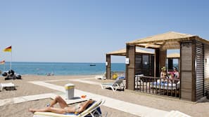 Plage privée, navette gratuite vers la plage, cabines gratuites
