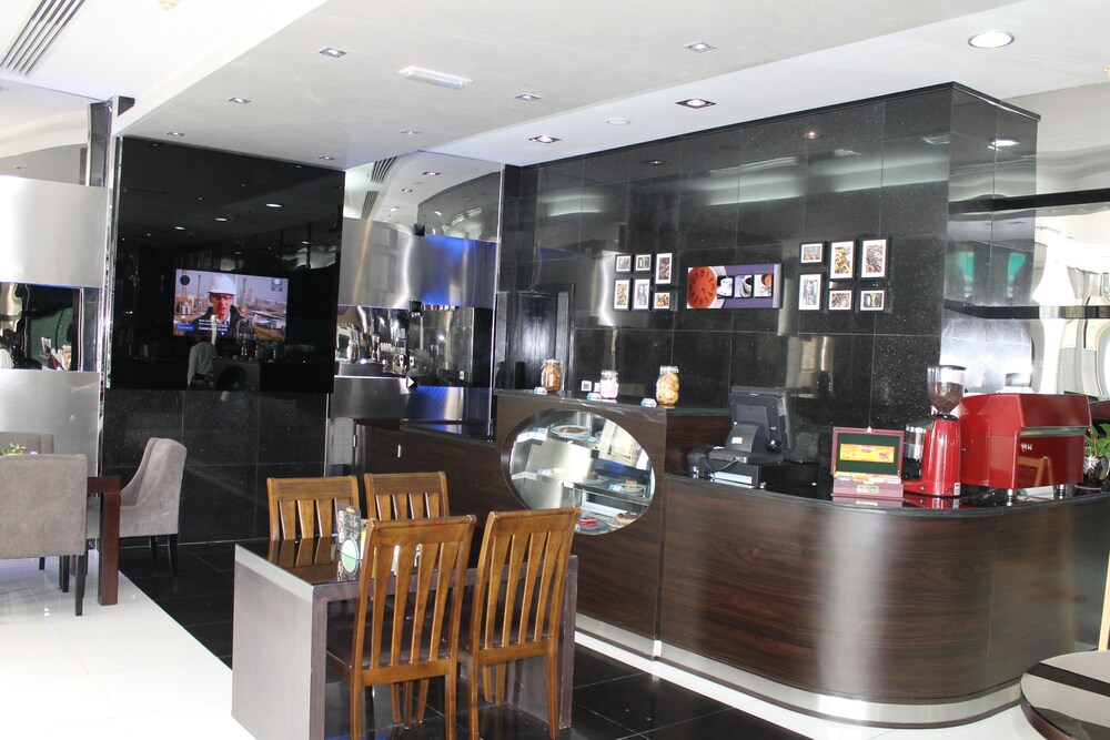 Lobby lounge, Marmara Hotel Apartments