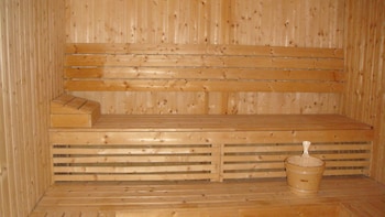 Gokulam Park Doha Reviews Photos Rates Ebookers Com