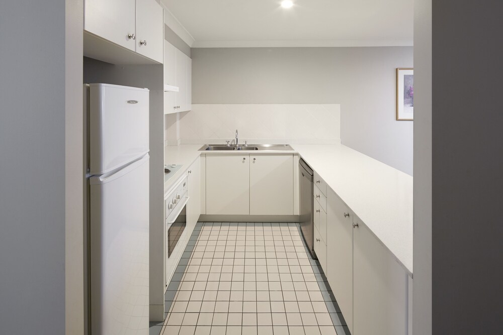 Pinnacle Apartments