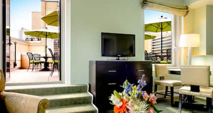 Hotel Beacon