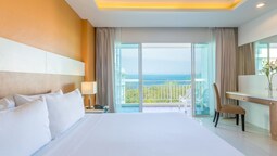 Chanalai Hillside Resort, Karon Beach