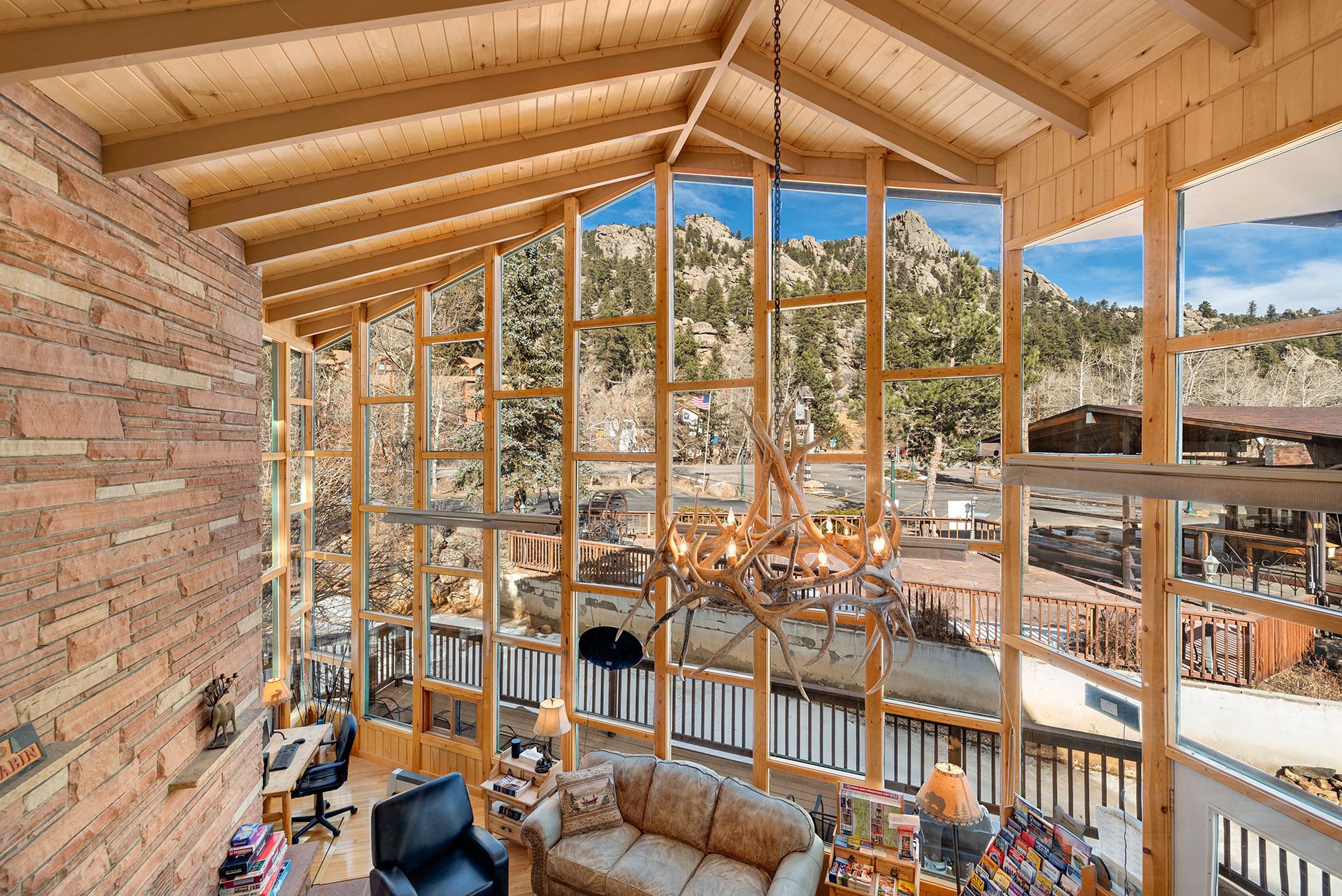 Nicky's Resort in Estes Park, United States