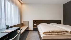 Desk, free cots/infant beds, free WiFi, linens