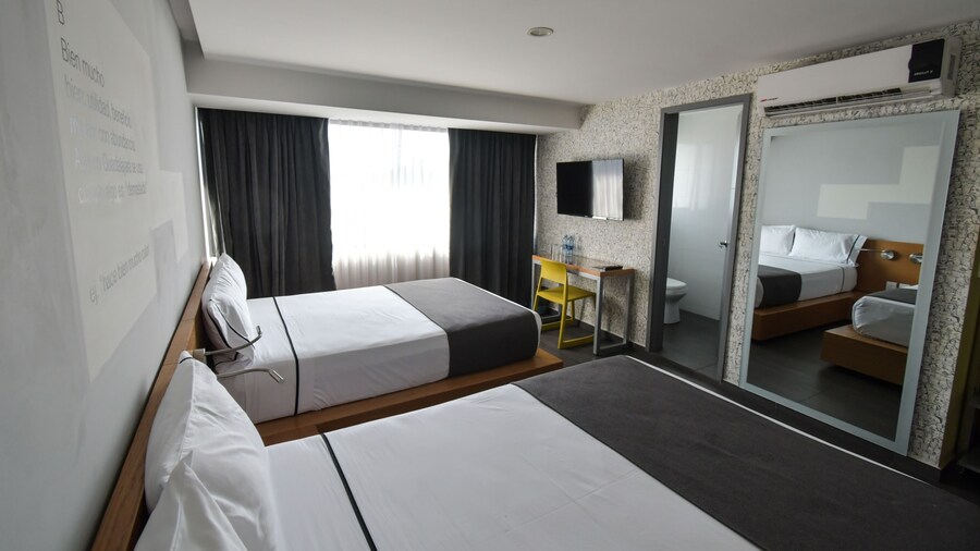 Perla Central Hotel