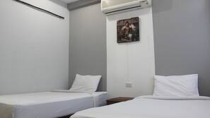Decoración individual, wifi gratis, ropa de cama