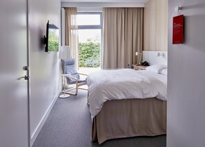 Double Room | Free WiFi, bed sheets