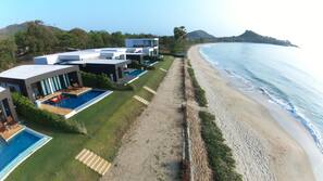 Private beach, sun-loungers, beach umbrellas, kayaking