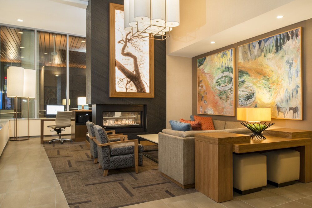 Hyatt Place Portland Old Port 2018 Room Prices From 245 Deals Featured Image Interior Entrance