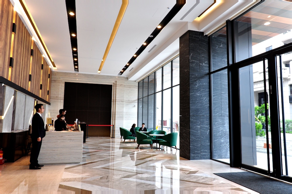 Hotels Near Zhonggang New Community 4 Navitime Transit - 
