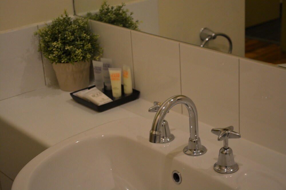 Flinders Lane Apartments formally Melbourne City Stays