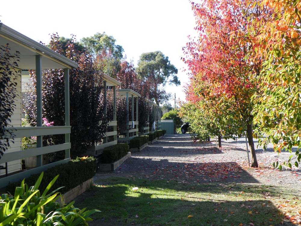 Lake Hamilton Motor Village & Caravan Park