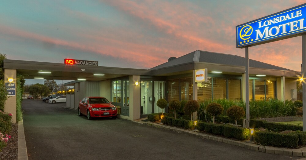 Hamilton Lonsdale Motel