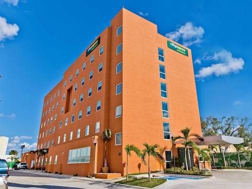 Ciudad del Carmen Vacations | Vacation Packages & Trips 2020 | Expedia