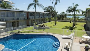 Outdoor pool, sun loungers