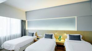 In-room safe, free cribs/infant beds, linens, wheelchair access