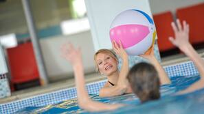 2 indoor pools