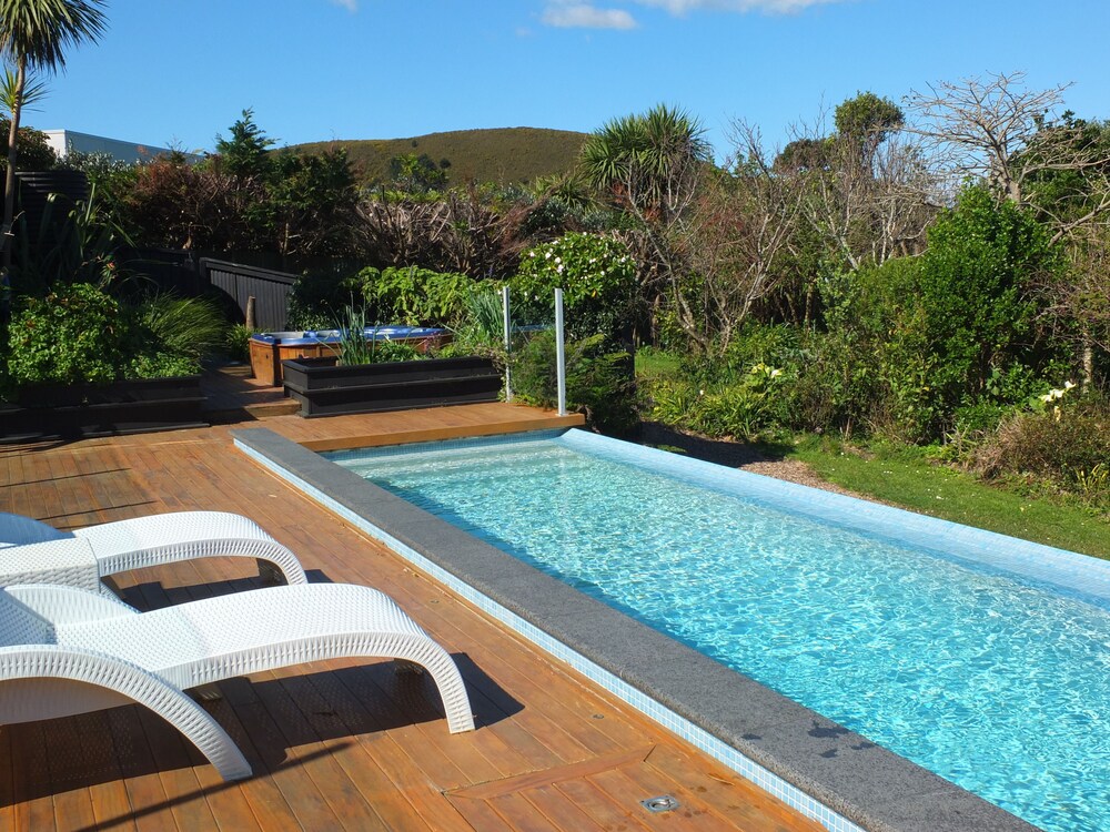 Le Chalet Waiheke Apartments NZ154 Deals & Reviews (Auckland, NZL