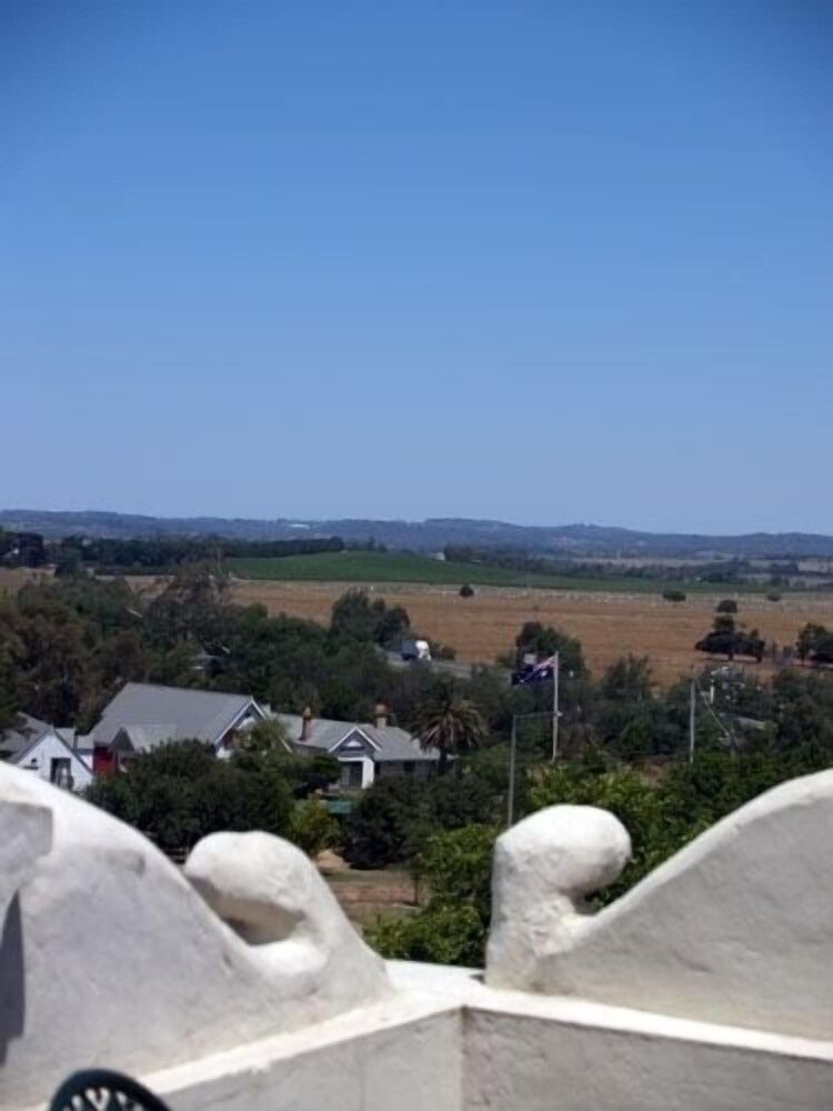Yarra Valley Grand Hotel