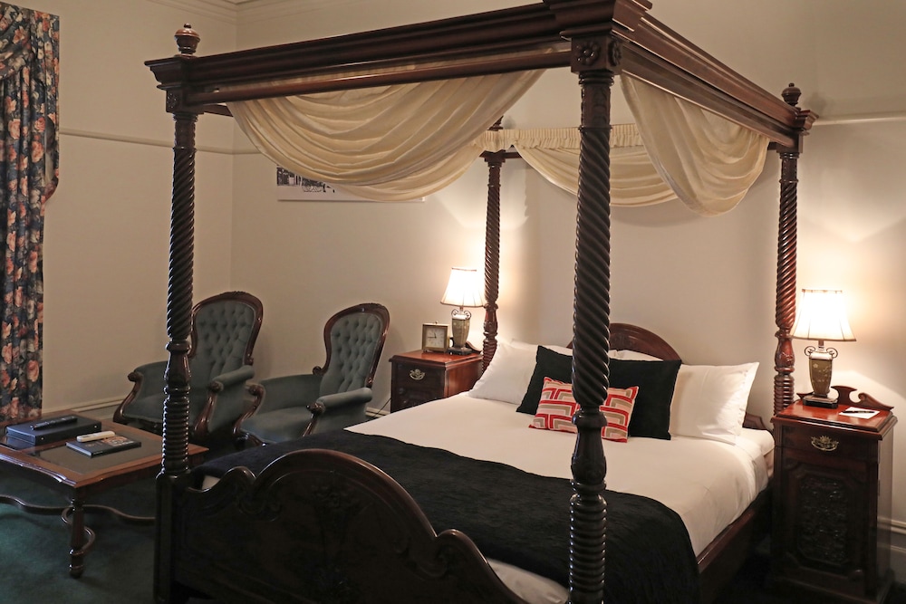 Yarra Valley Grand Hotel