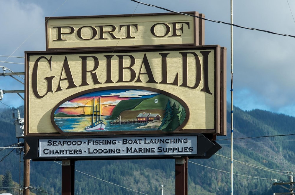 The Hotel Garibaldi in Garibaldi Best Rates & Deals on Orbitz