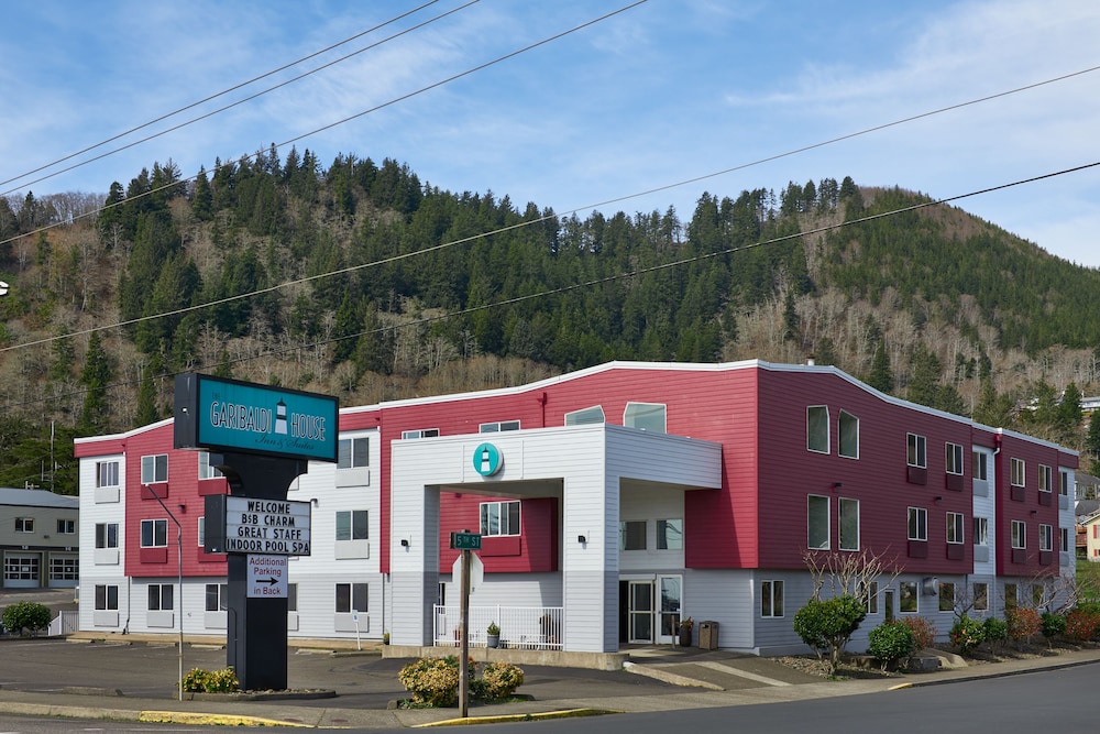 Garibaldi House Inn & Suites in Garibaldi Best Rates & Deals on Orbitz