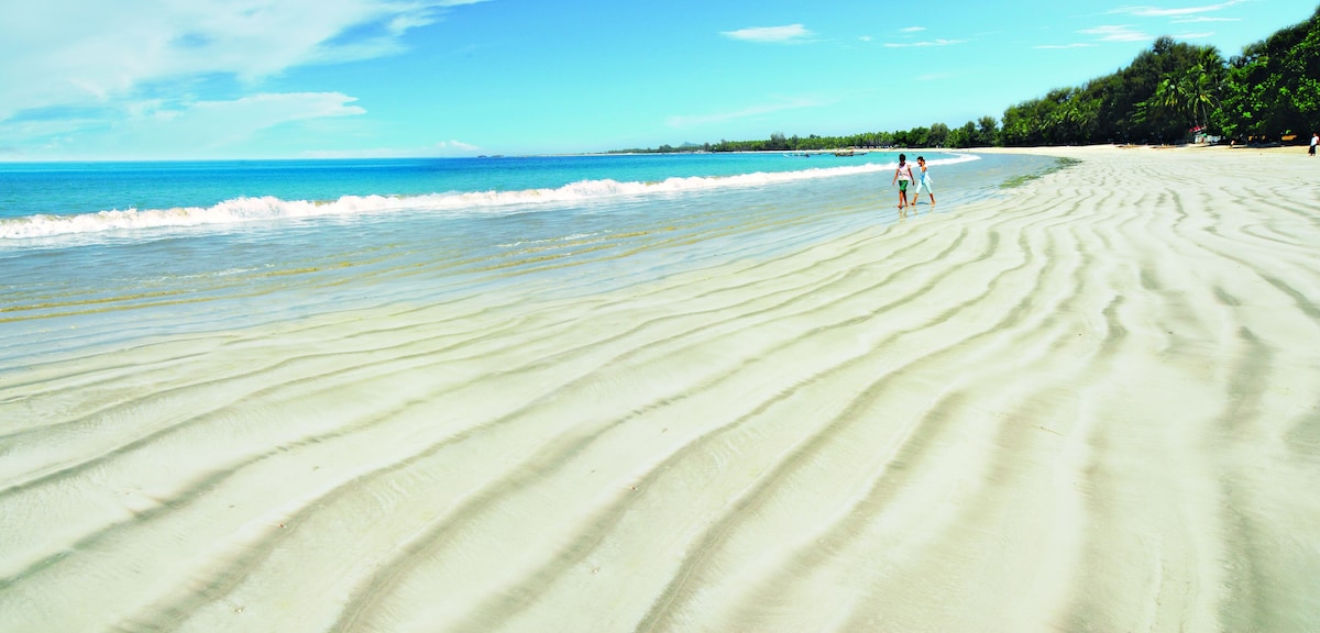 Amazing Ngapali Resort