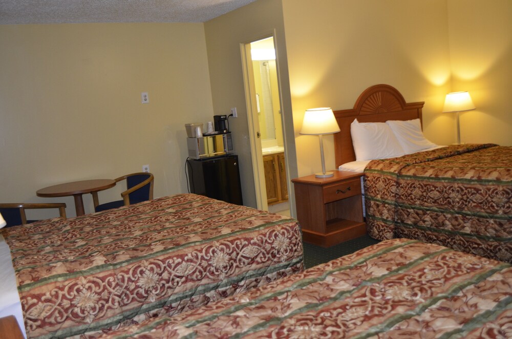 Budget Inn Buffalo Airport in Buffalo Best Rates & Deals on Orbitz