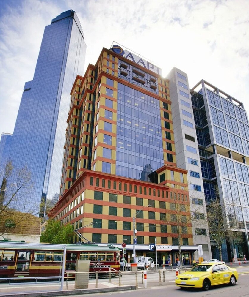 Riverside Apartments Melbourne
