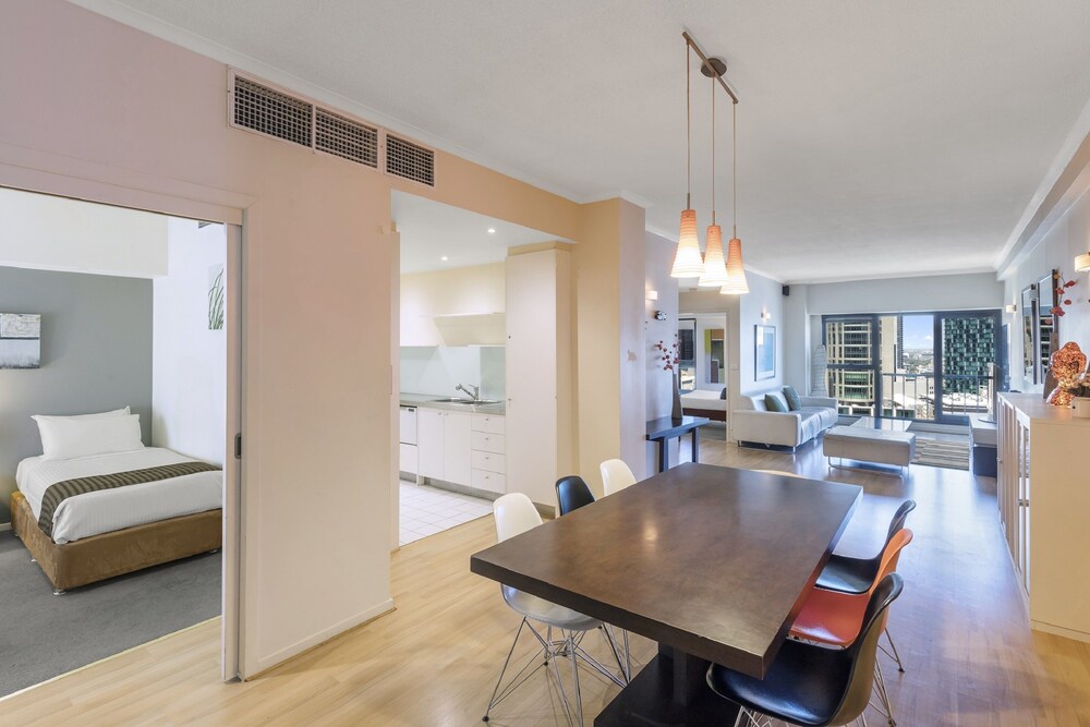 Riverside Apartments Melbourne