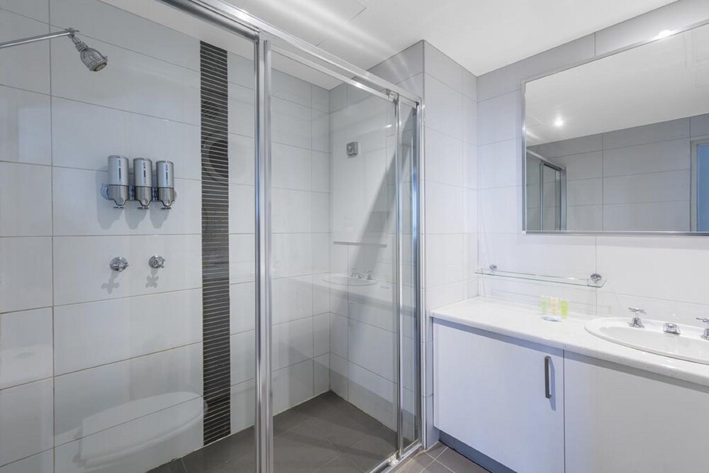 Riverside Apartments Melbourne