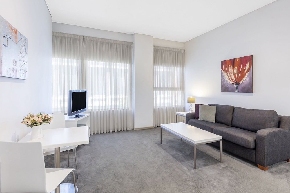 Riverside Apartments Melbourne