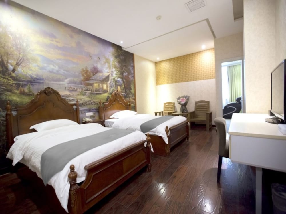GreenTree Inn Guangxi Guilin Railway Station Business Hotel in Guilin, China