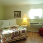Flower Field Inn Cottages In Stroudsburg Cheap Hotel Deals