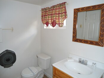 Flower Field Inn Cottages Reviews Photos Rates Ebookers Com