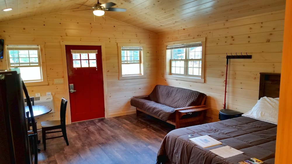 Abbot Trailside Lodging in Abbot Best Rates & Deals on Orbitz