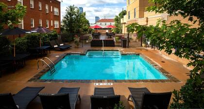 Ambassador Hotel Oklahoma City, Autograph Collection